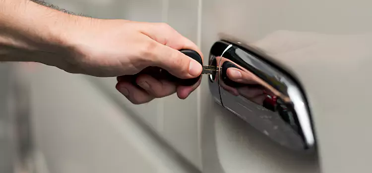 Why Choose Our Auto Locksmith Team in Mount Vernon, OH?